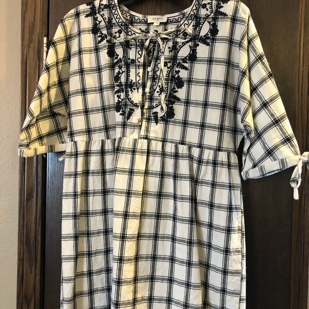 Umgee Tunic Top with Elbow Length Sleeves
